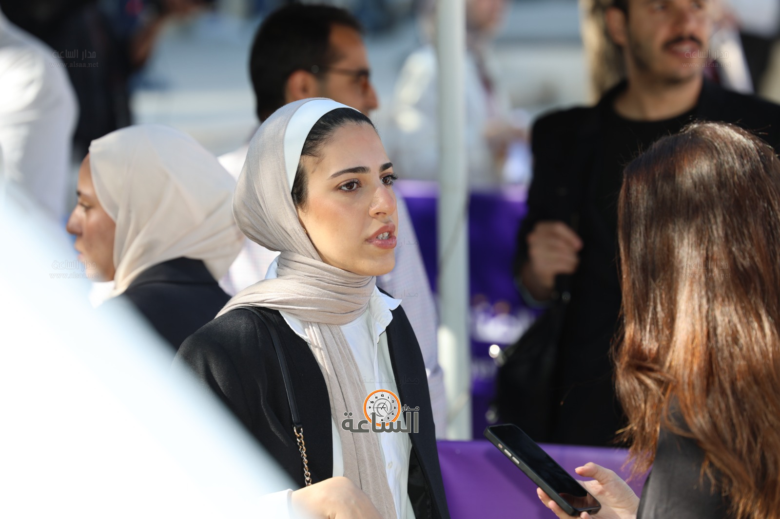 Madar Al-Saa Images 0.6162137286728985