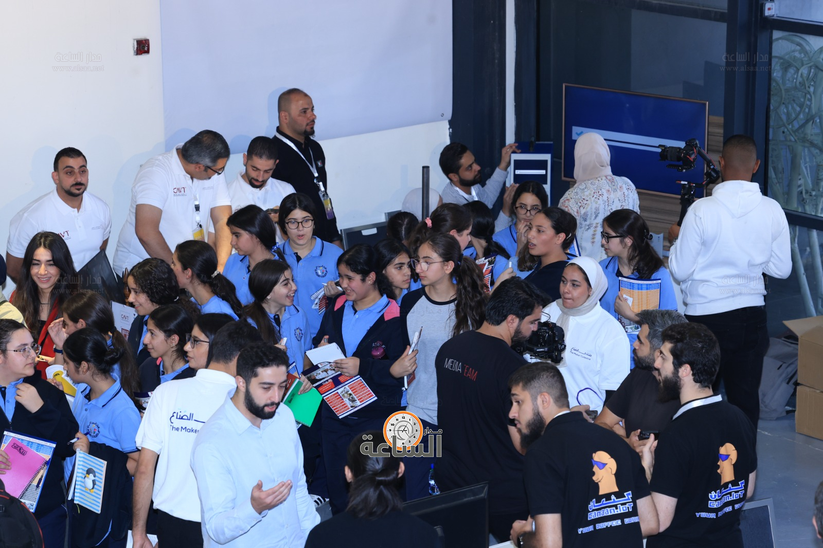 Madar Al-Saa Images 0.4163298243645147