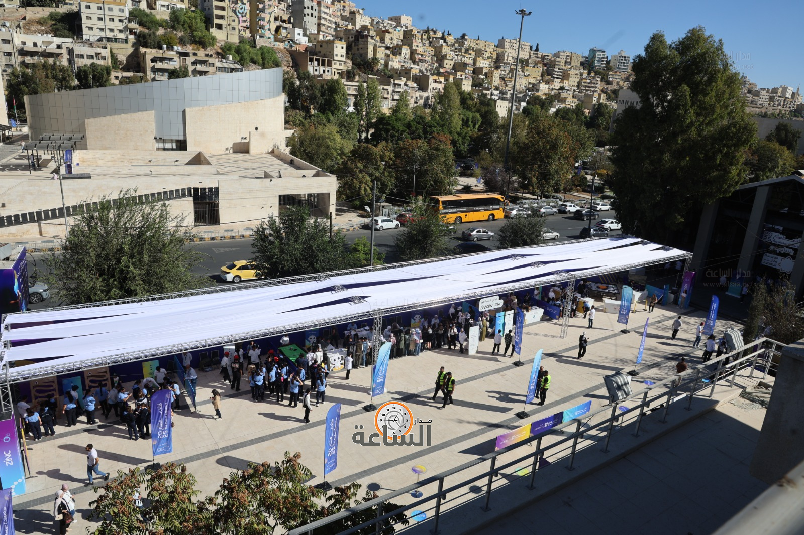 Madar Al-Saa Images 0.408620080934053