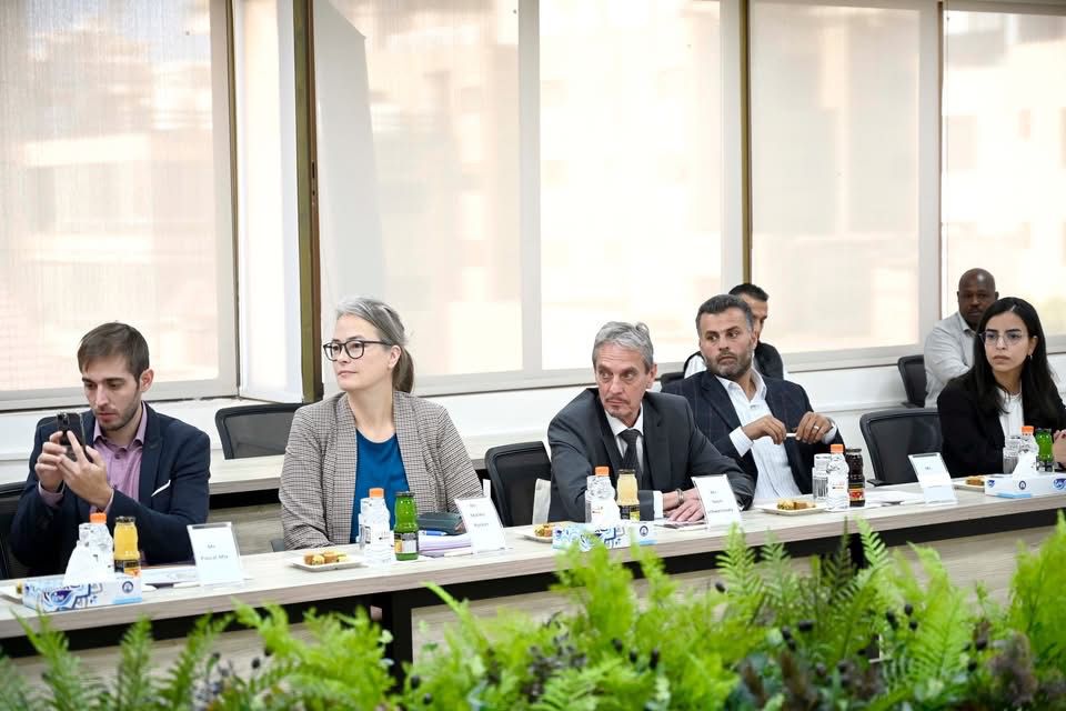 Madar Al-Saa Images 0.19745735415048526