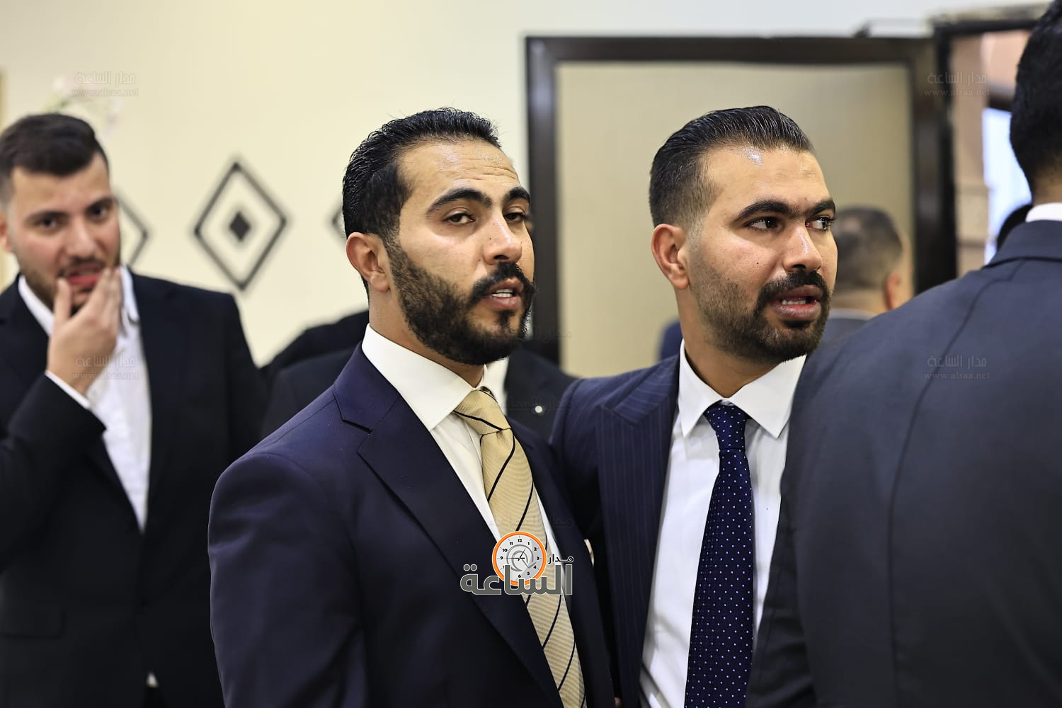 Madar Al-Saa Images 0.6072298462969937