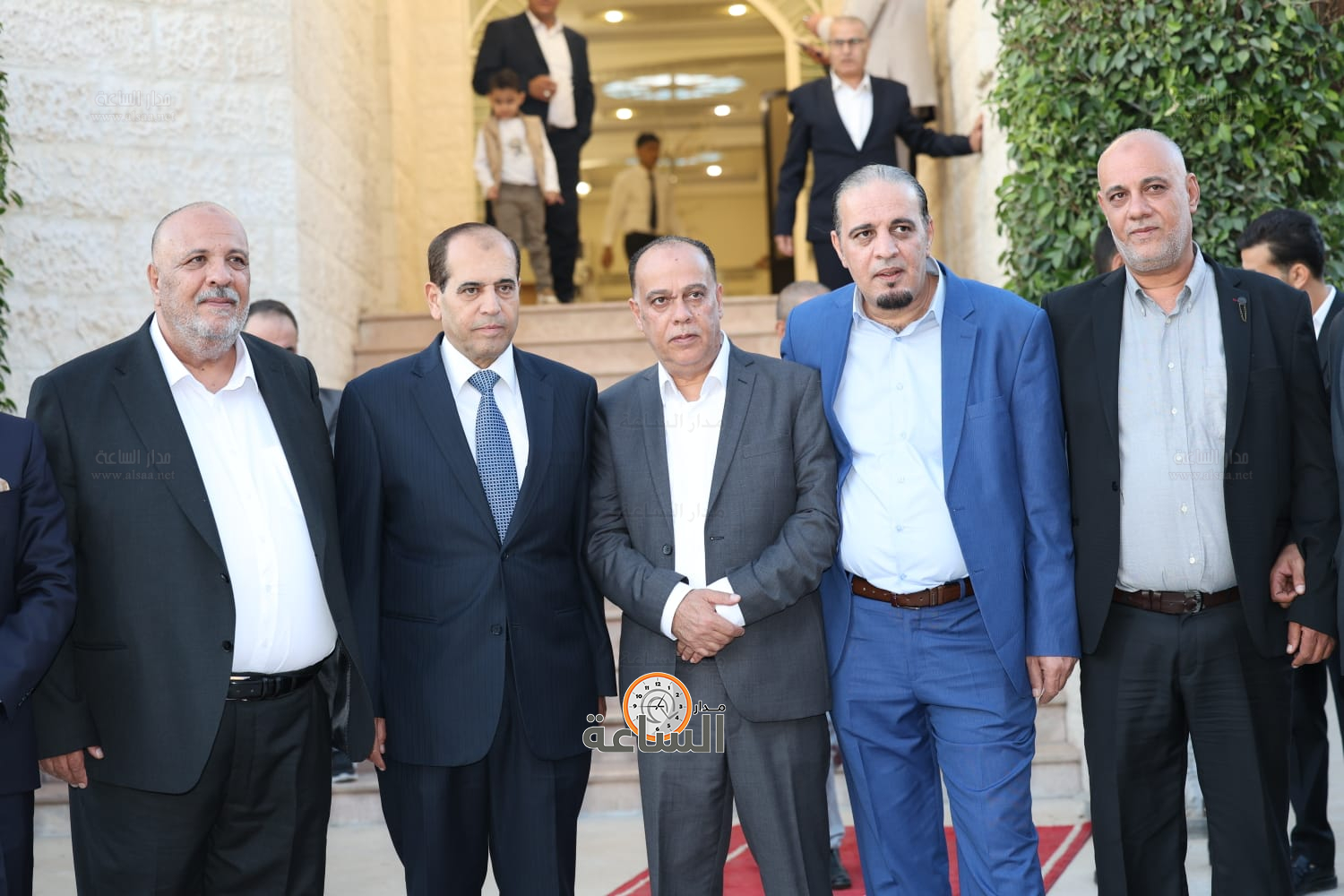 Madar Al-Saa Images 0.9917861872908623