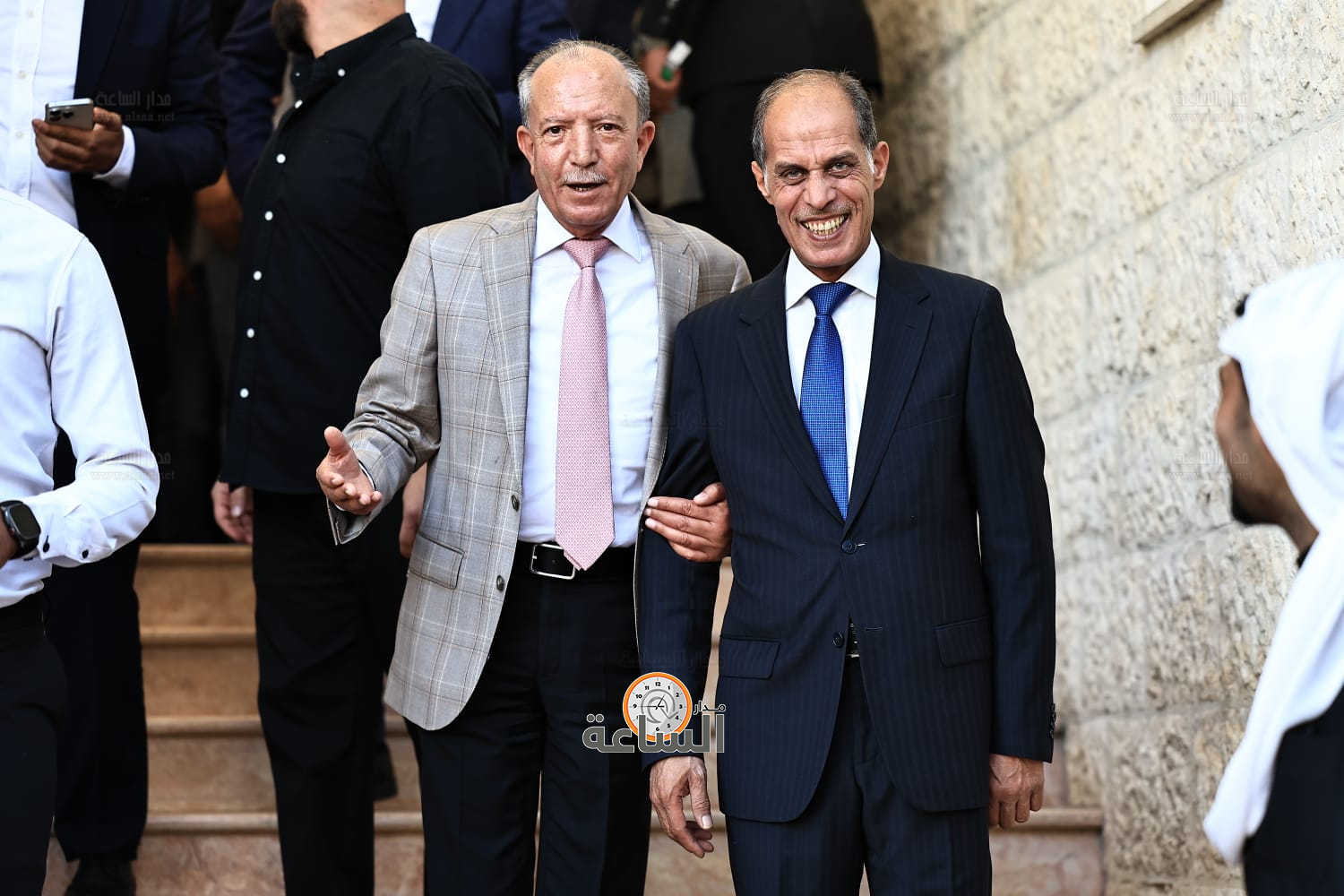 Madar Al-Saa Images 0.7318914978182017