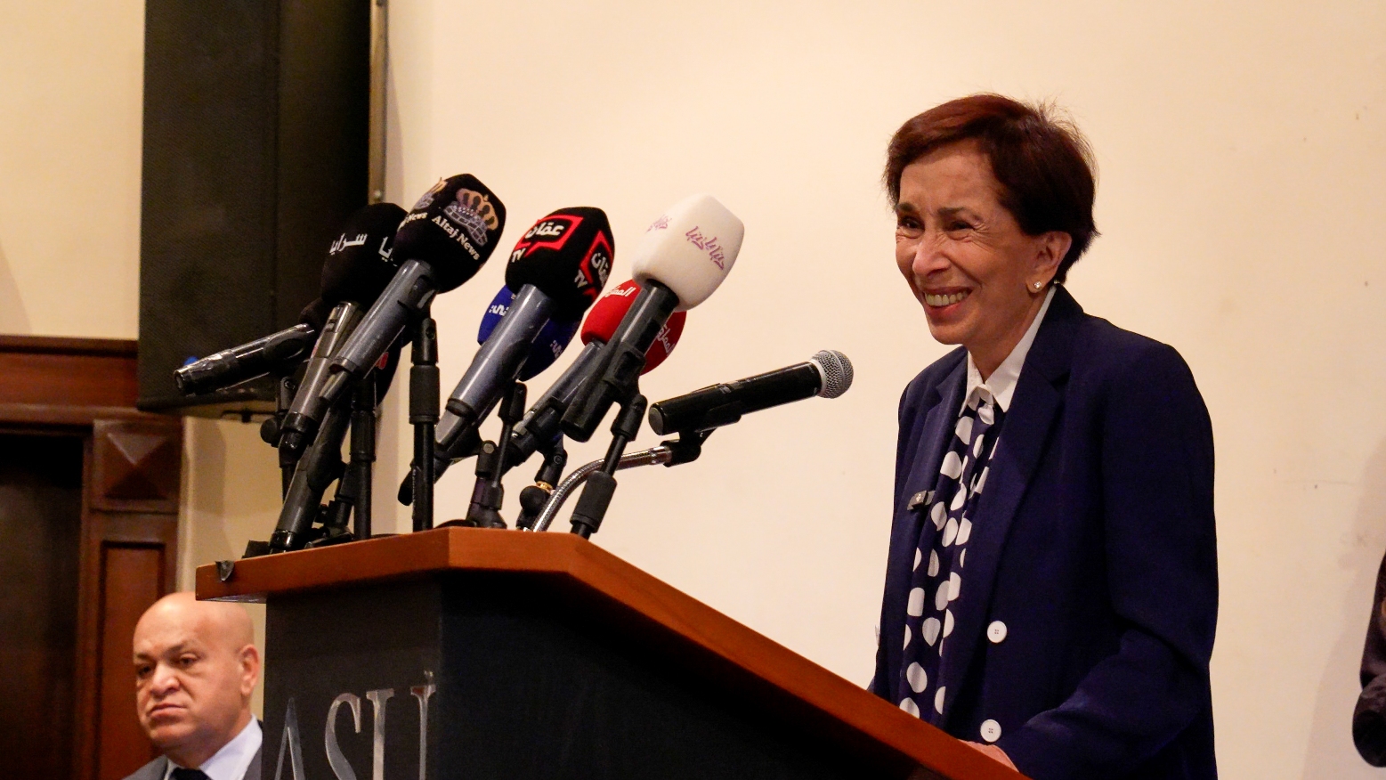 Madar Al-Saa Images 0.8132311776869846