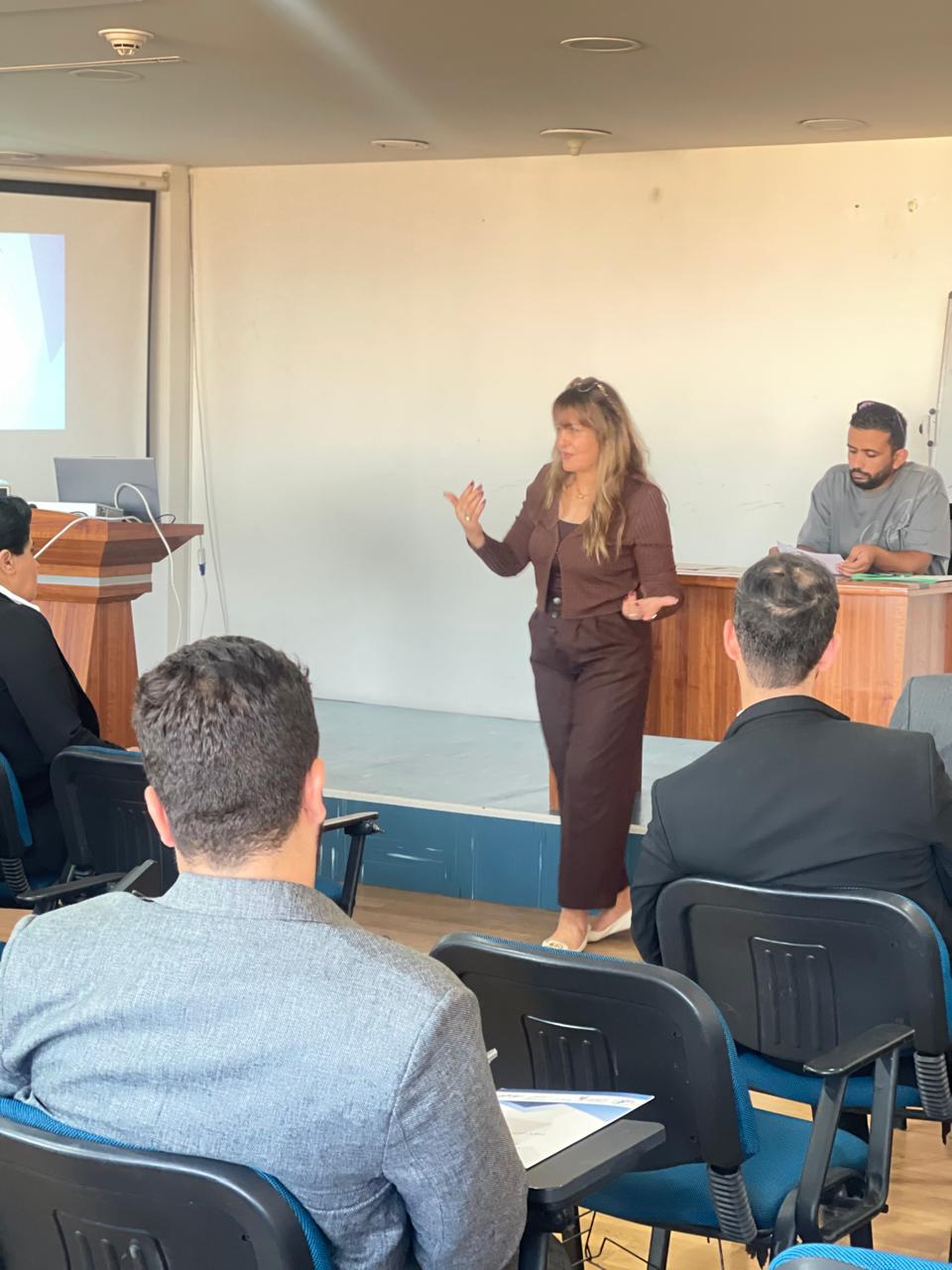 Madar Al-Saa Images 0.7885738277399126