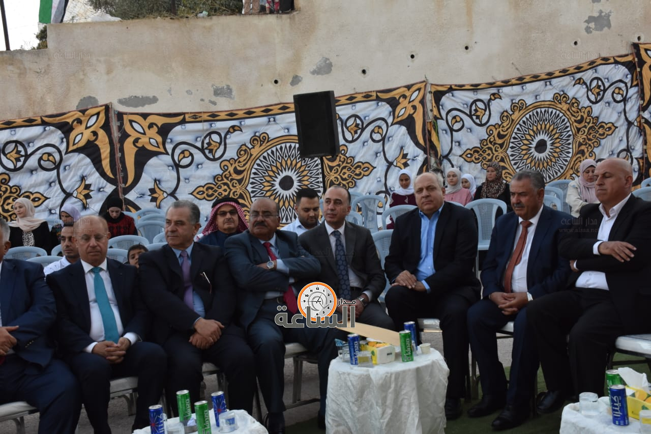 Madar Al-Saa Images 0.49742566332906024