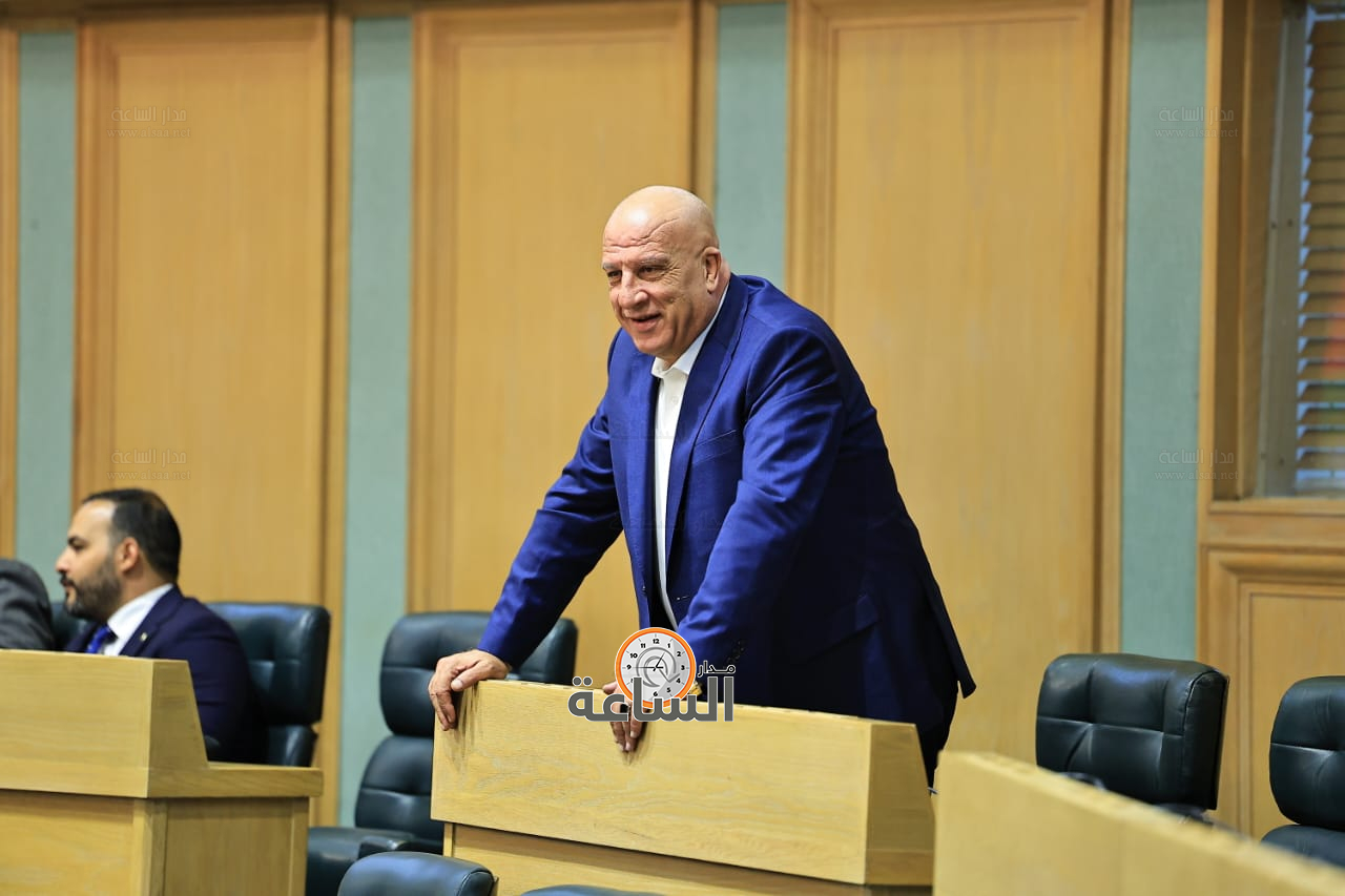 Madar Al-Saa Images 0.8660826876275706