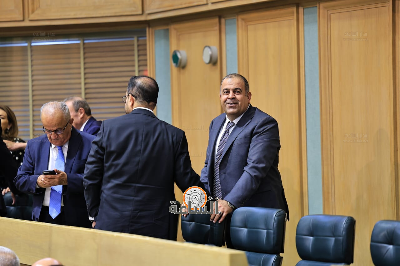 Madar Al-Saa Images 0.9494675032293246