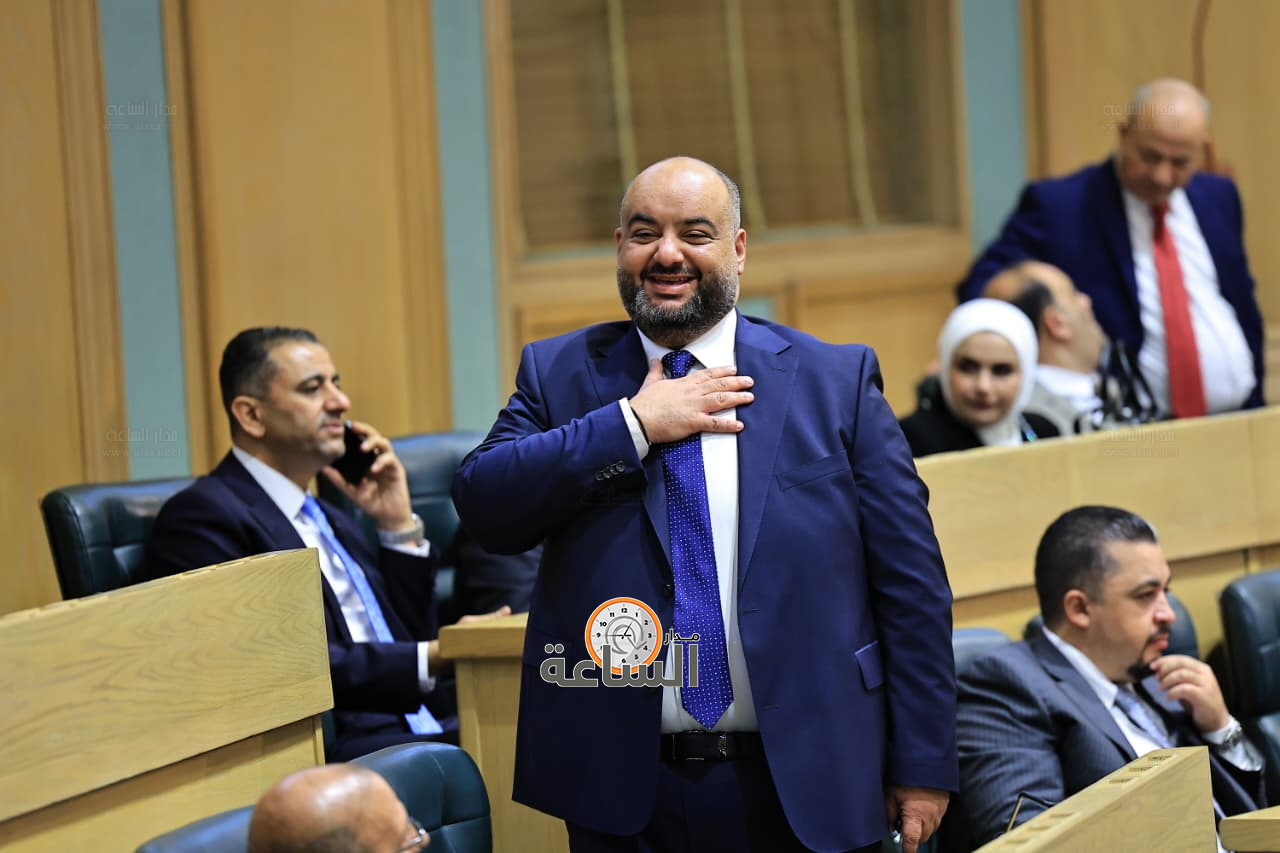 Madar Al-Saa Images 0.9782019518840749