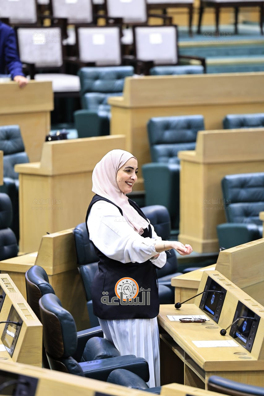 Madar Al-Saa Images 0.12388149660576542