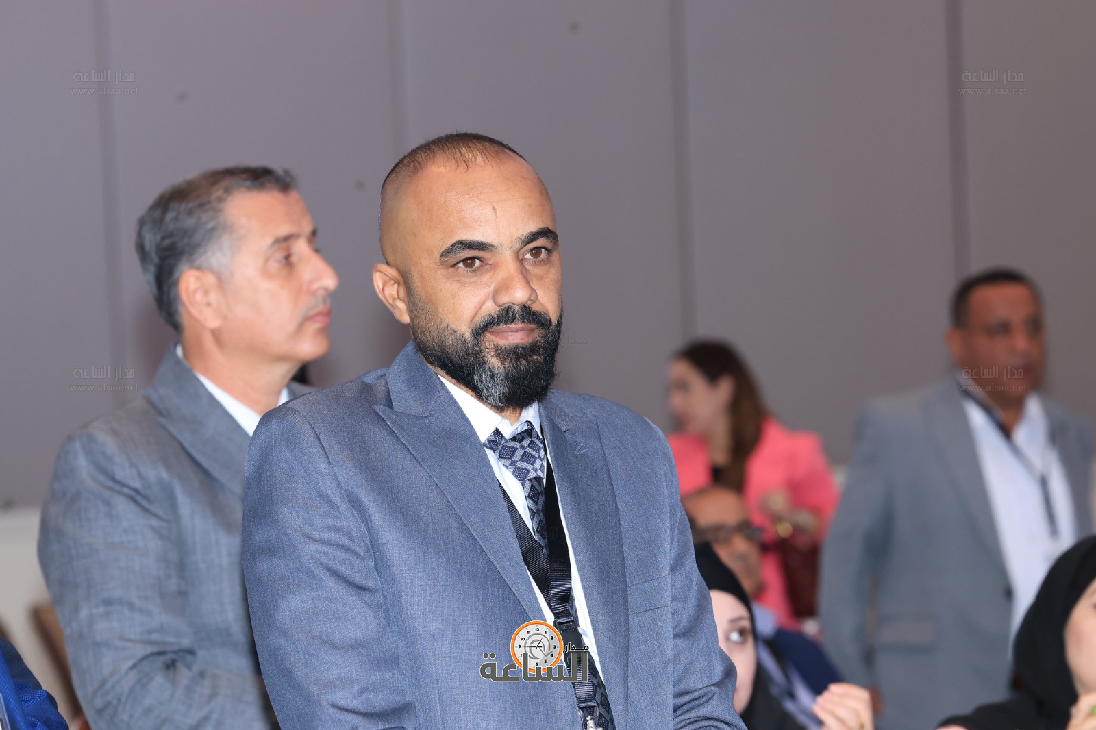 Madar Al-Saa Images 0.8688655891612583