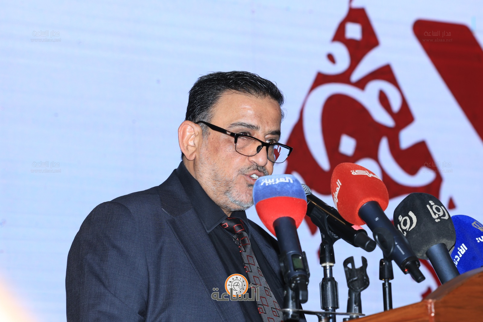 Madar Al-Saa Images 0.14938639204250526