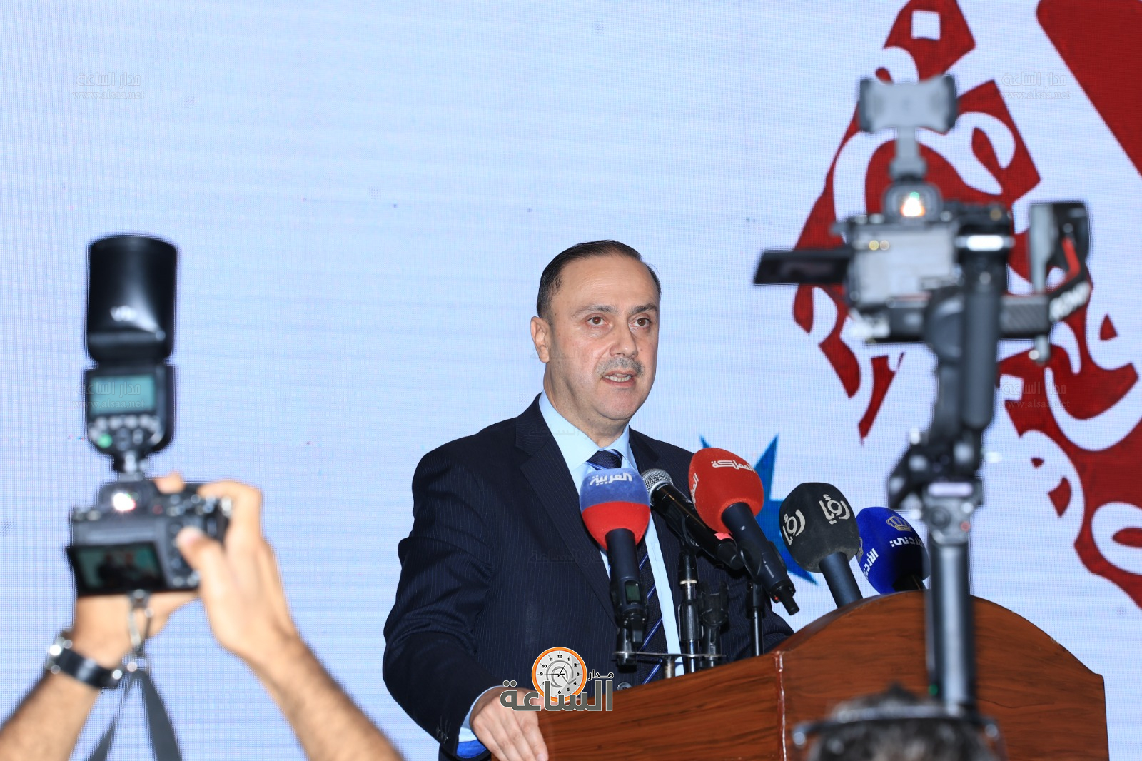 Madar Al-Saa Images 0.7133599172461025