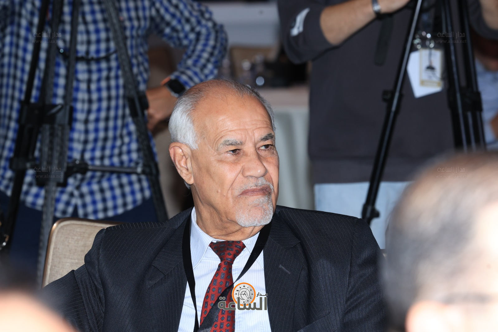 Madar Al-Saa Images 0.8869709765525765