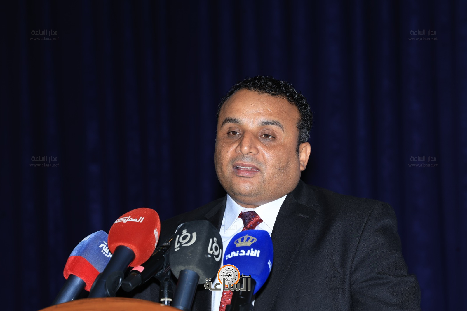 Madar Al-Saa Images 0.8751257805808345