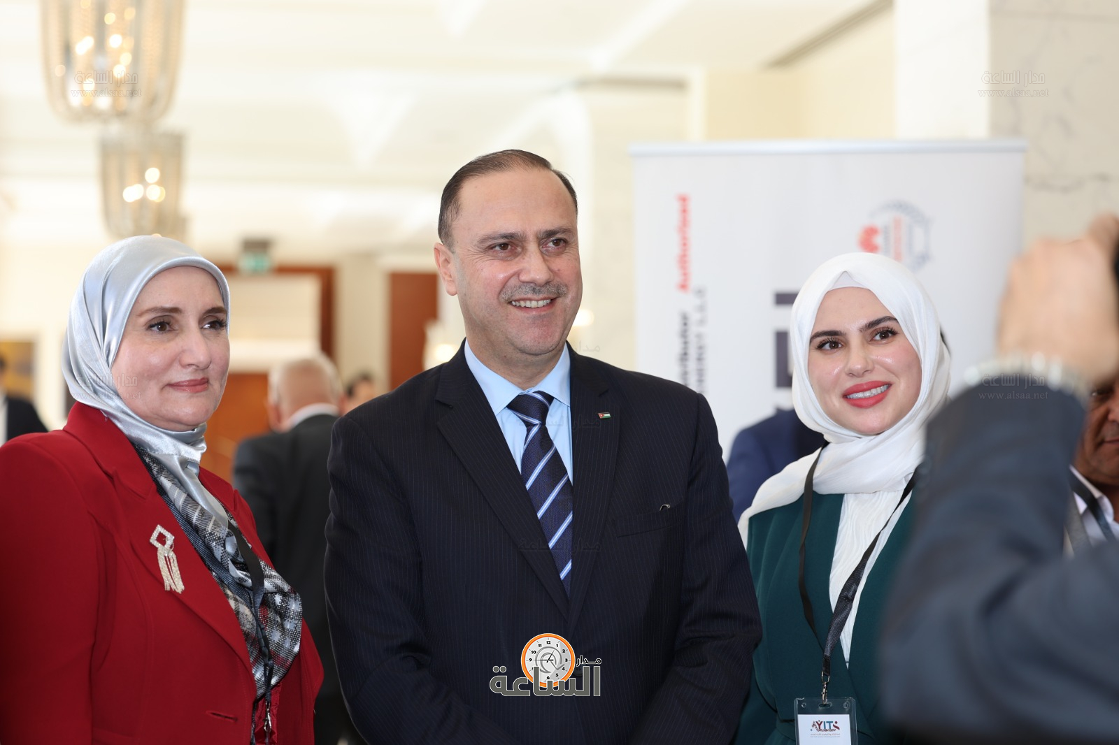 Madar Al-Saa Images 0.42641551411660705