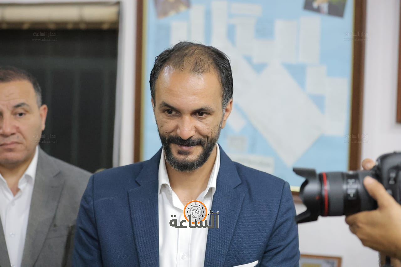 Madar Al-Saa Images 0.8585522411472818