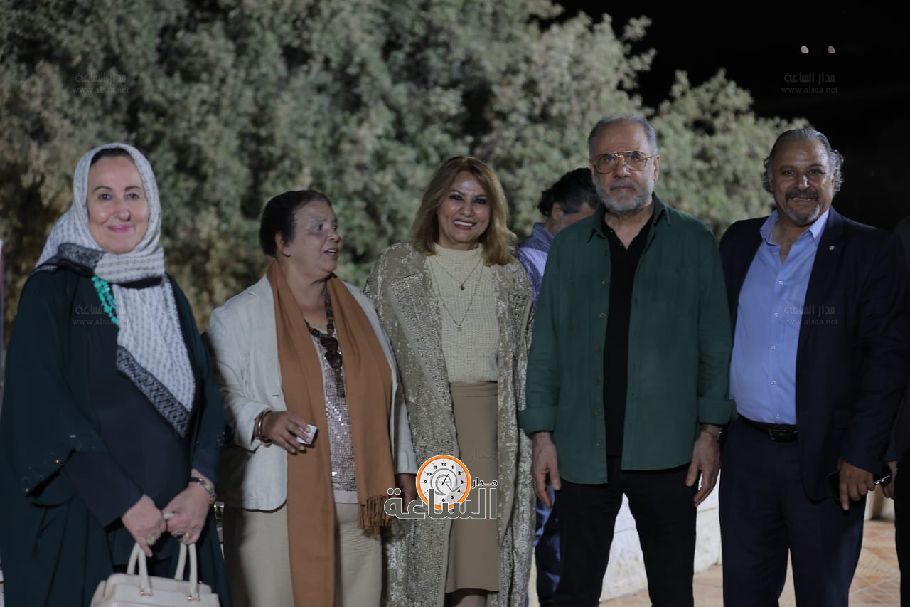 Madar Al-Saa Images 0.7426438705413111