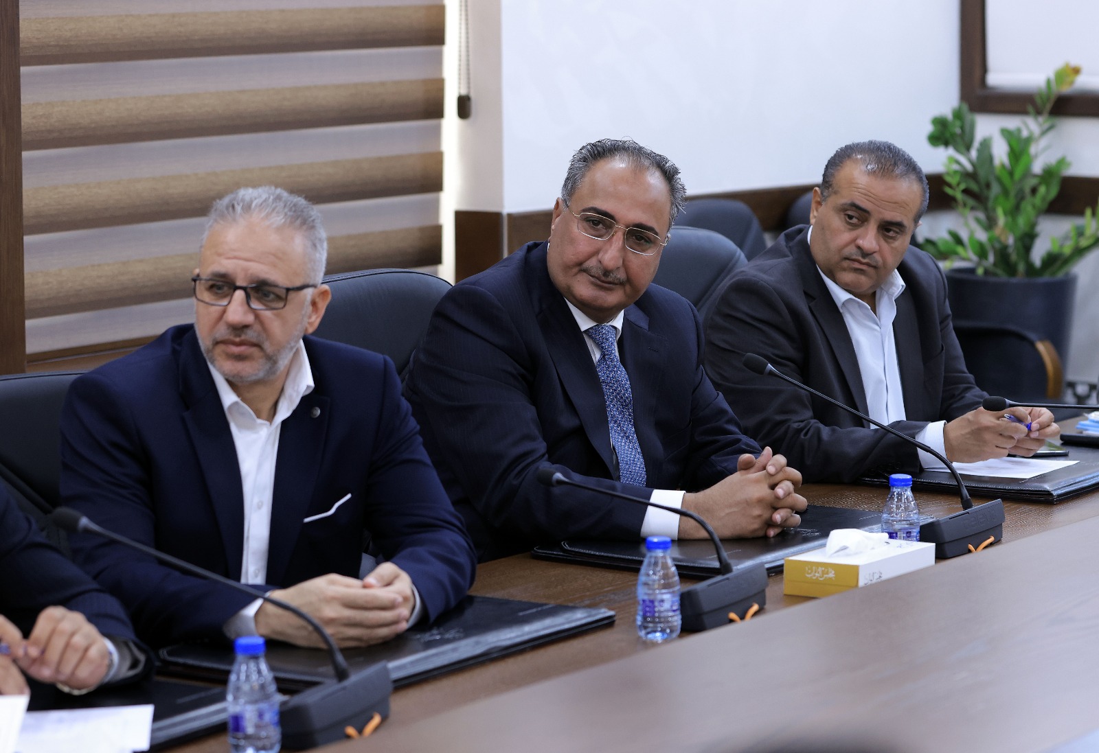 Madar Al-Saa Images 0.5470650533062464