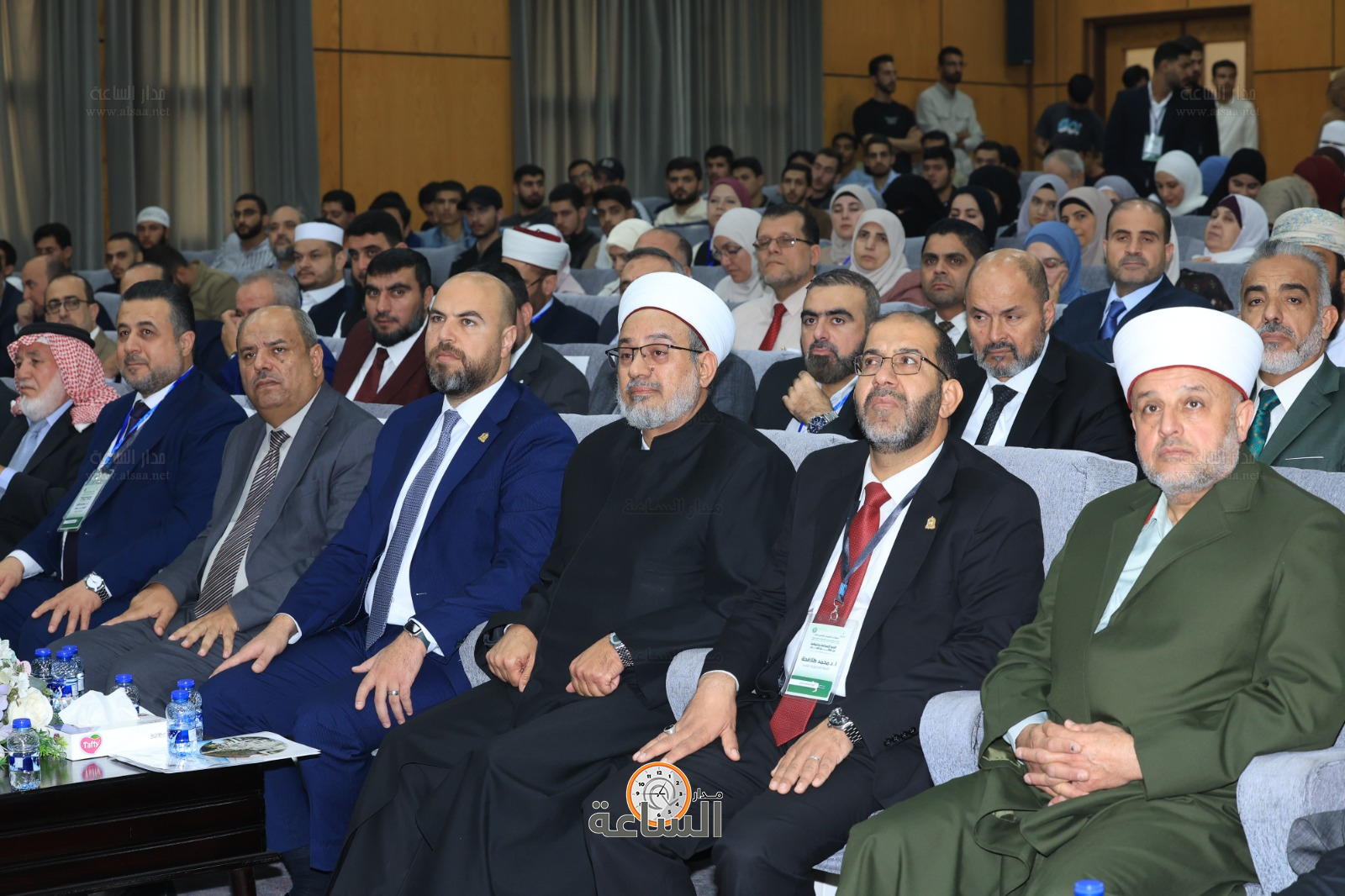 Madar Al-Saa Images 0.6227080101498291