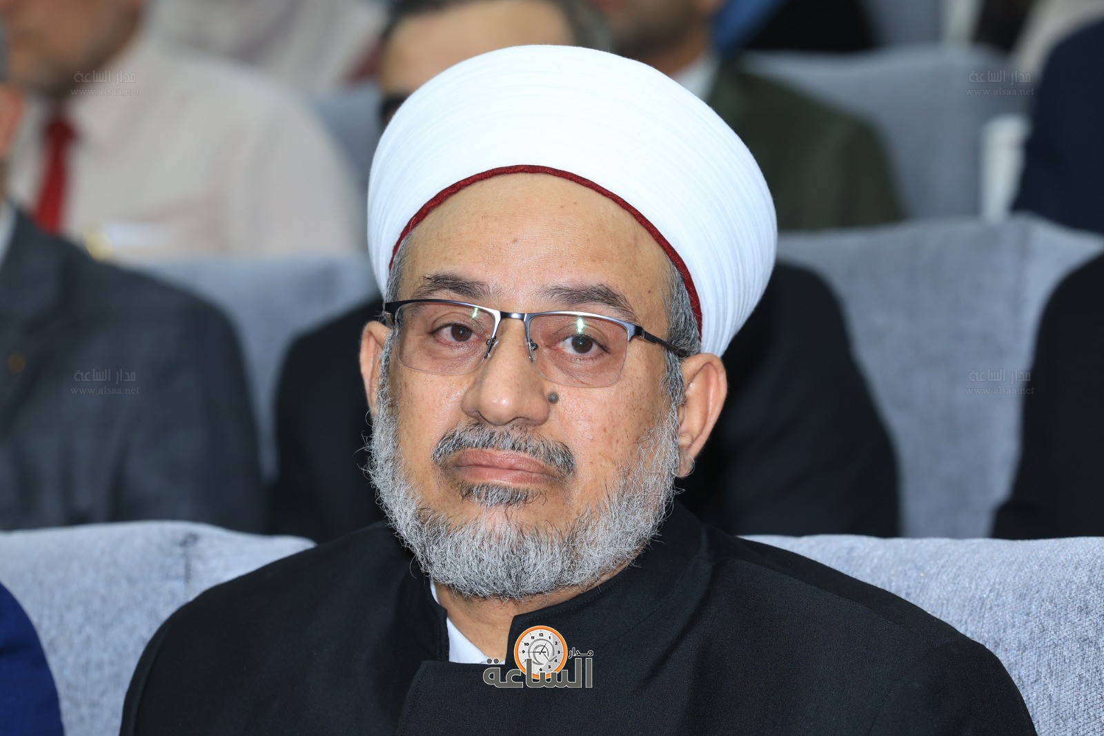 Madar Al-Saa Images 0.025396349319099065