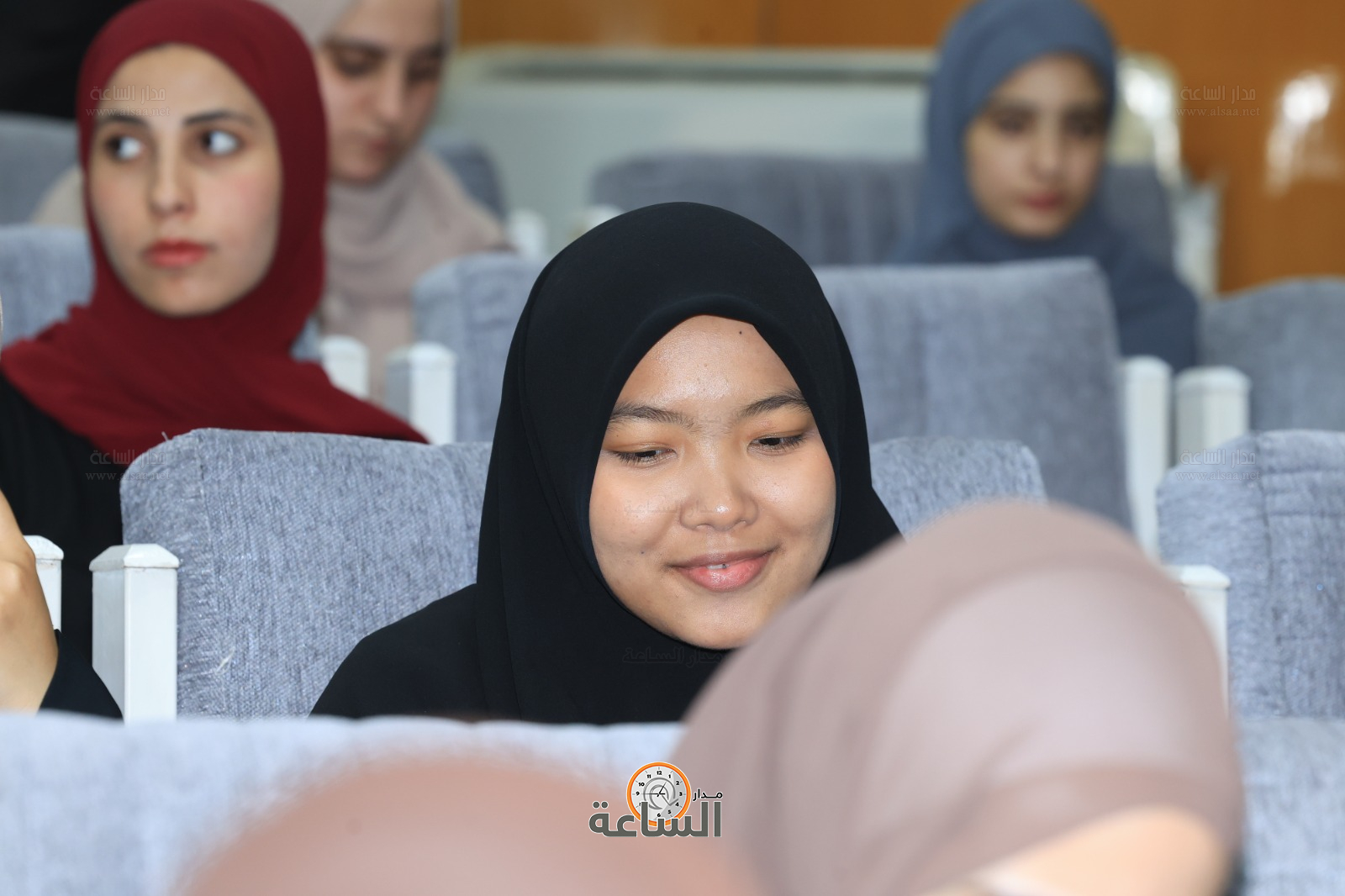 Madar Al-Saa Images 0.705578403974547