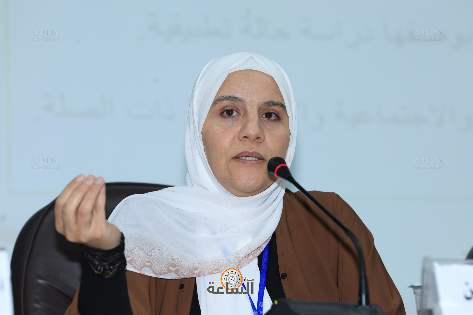 Madar Al-Saa Images 0.4695018107147497