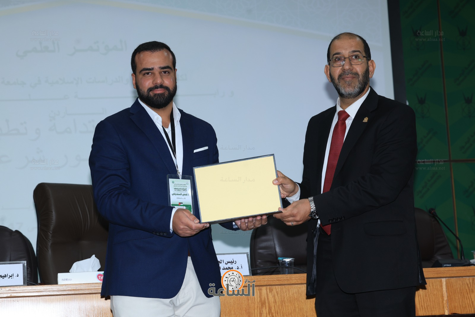 Madar Al-Saa Images 0.8562078394194577