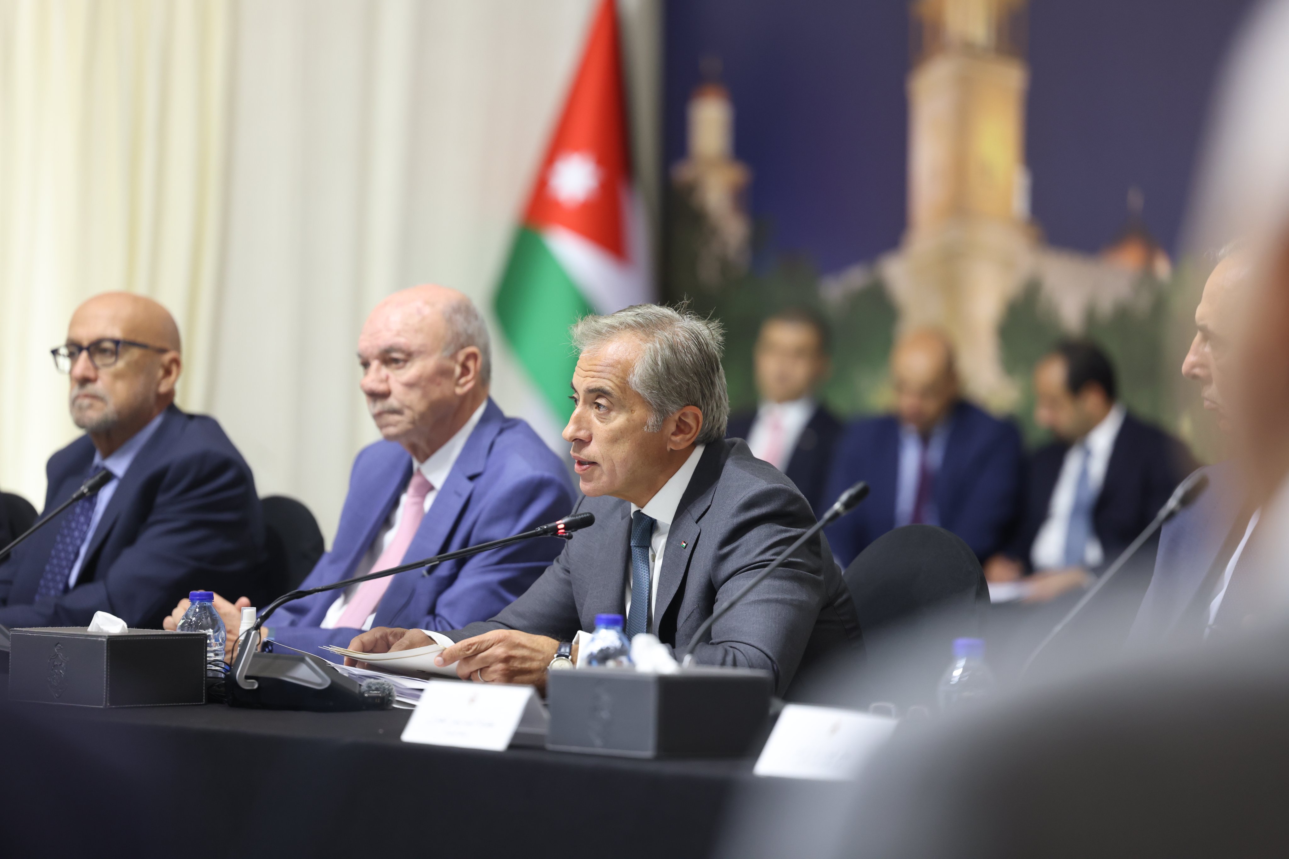 Madar Al-Saa Images 0.4471424779582972