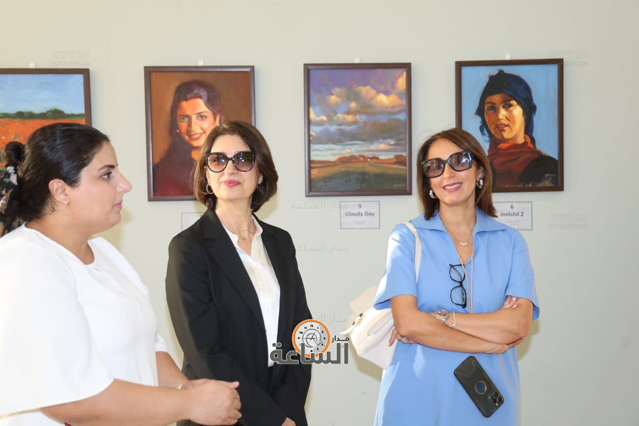 Madar Al-Saa Images 0.46020587911758215