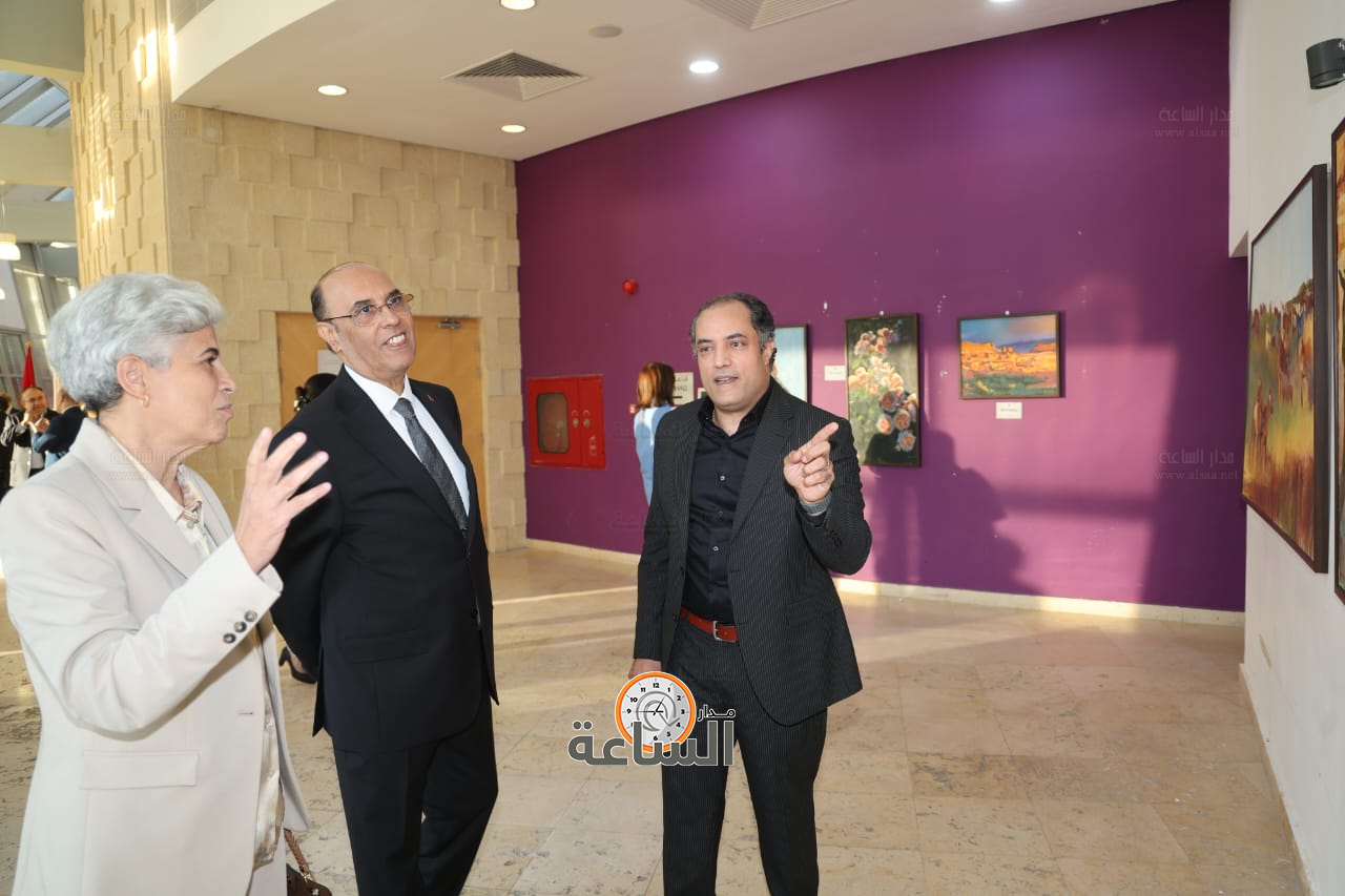 Madar Al-Saa Images 0.4764479067348564