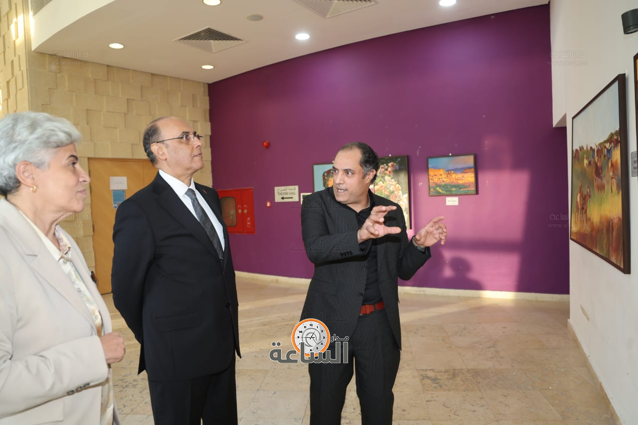 Madar Al-Saa Images 0.8286471037423424