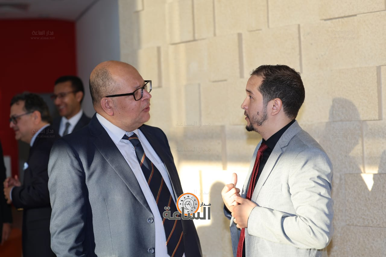 Madar Al-Saa Images 0.6052404712295183