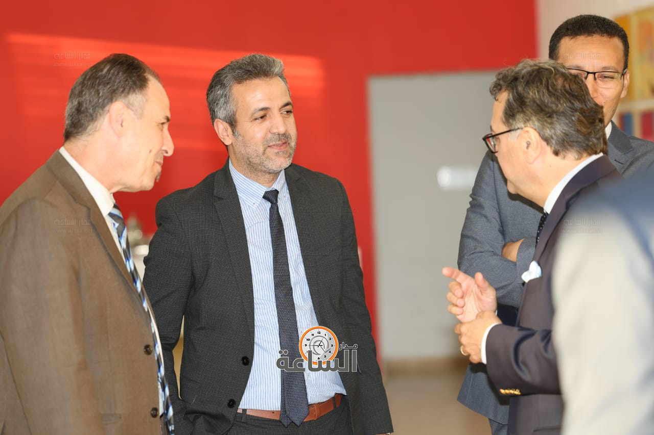 Madar Al-Saa Images 0.2241663097506591