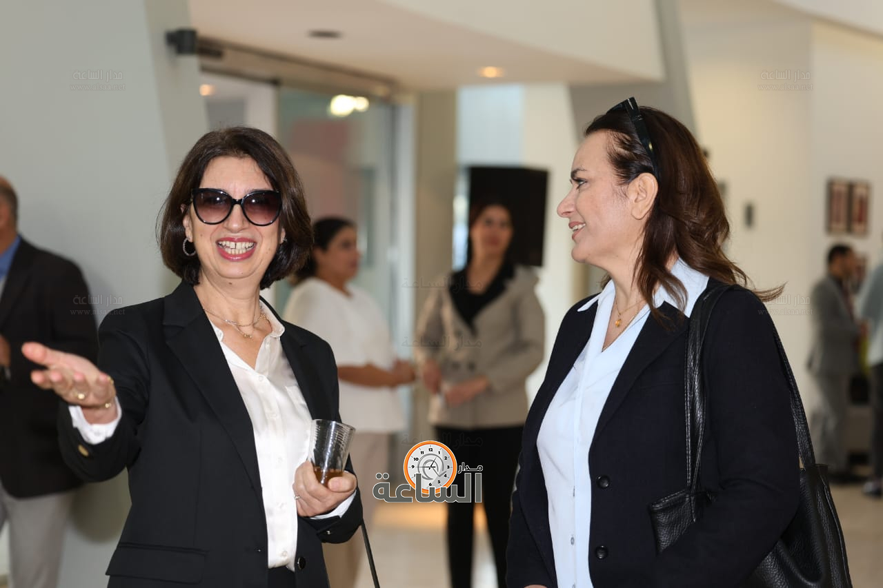 Madar Al-Saa Images 0.5348304528993165