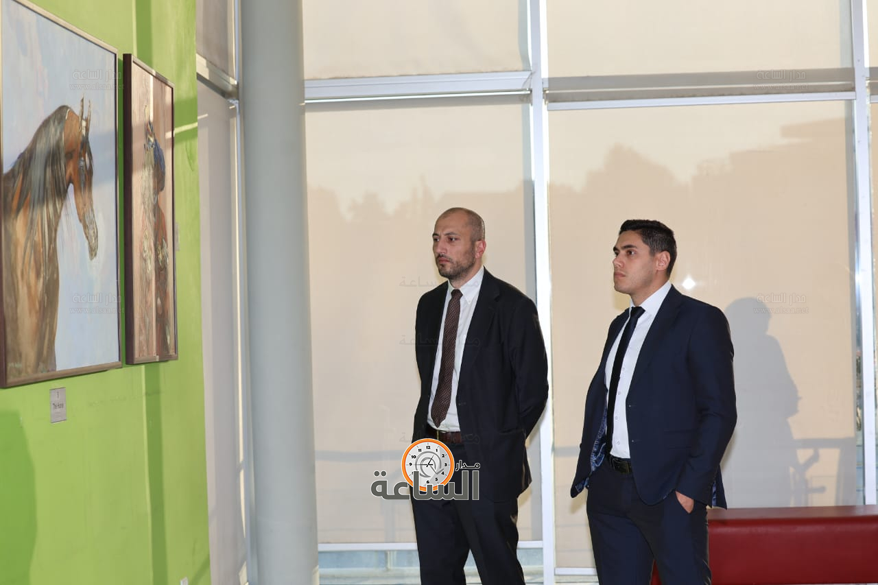 Madar Al-Saa Images 0.5879995726374782