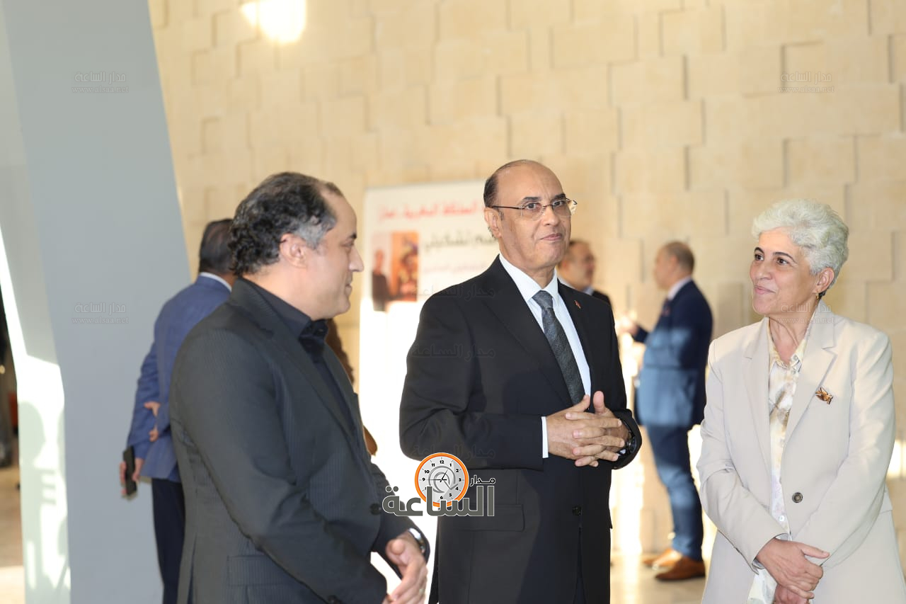 Madar Al-Saa Images 0.9225394882987279