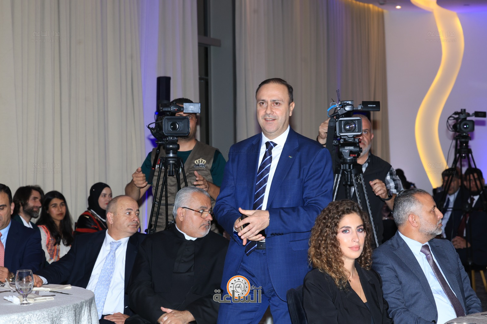 Madar Al-Saa Images 0.9020446704108991