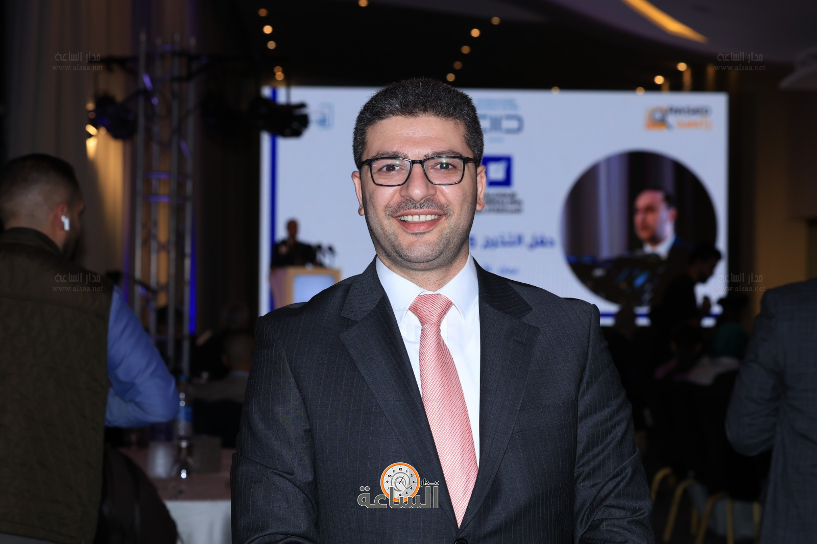 Madar Al-Saa Images 0.18271775881312768