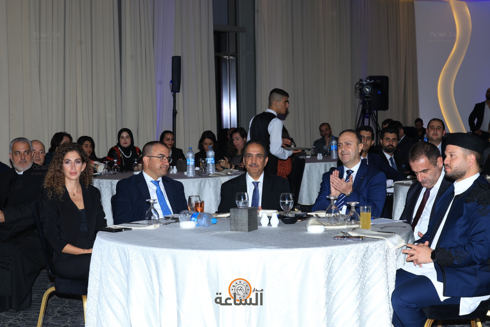 Madar Al-Saa Images 0.4756971385341936