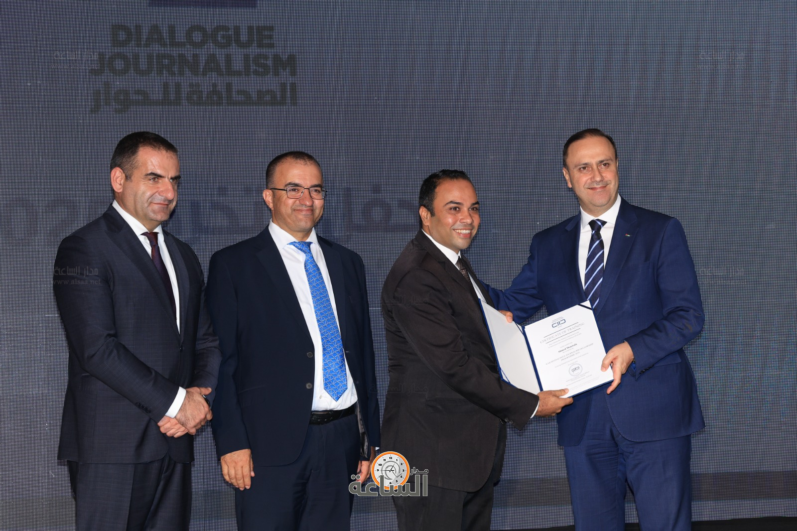 Madar Al-Saa Images 0.9335637921388469