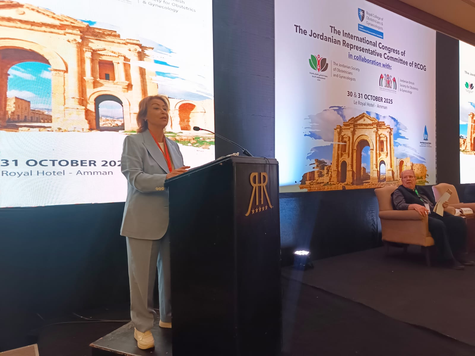 Madar Al-Saa Images 0.7660628766633688