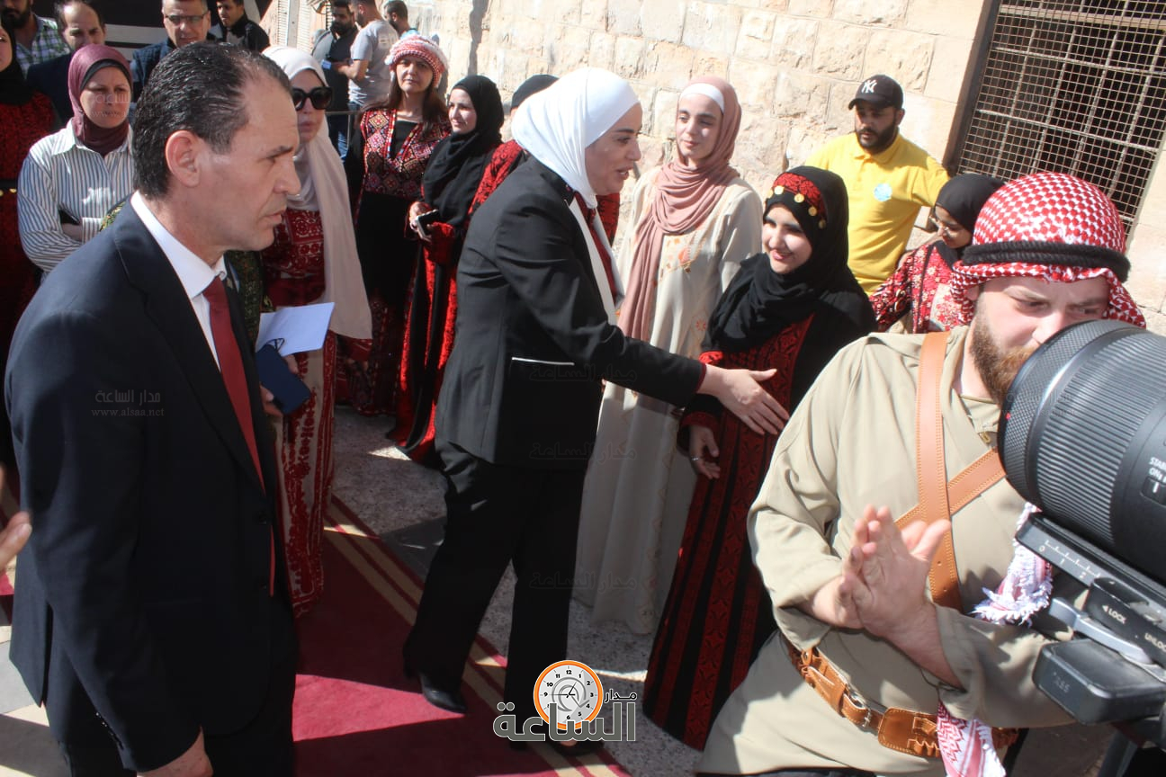 Madar Al-Saa Images 0.03821996664457927