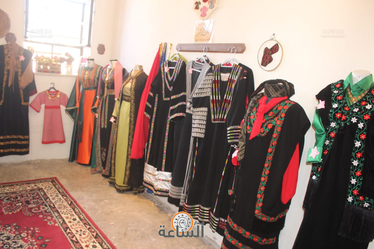 Madar Al-Saa Images 0.1968734631782424