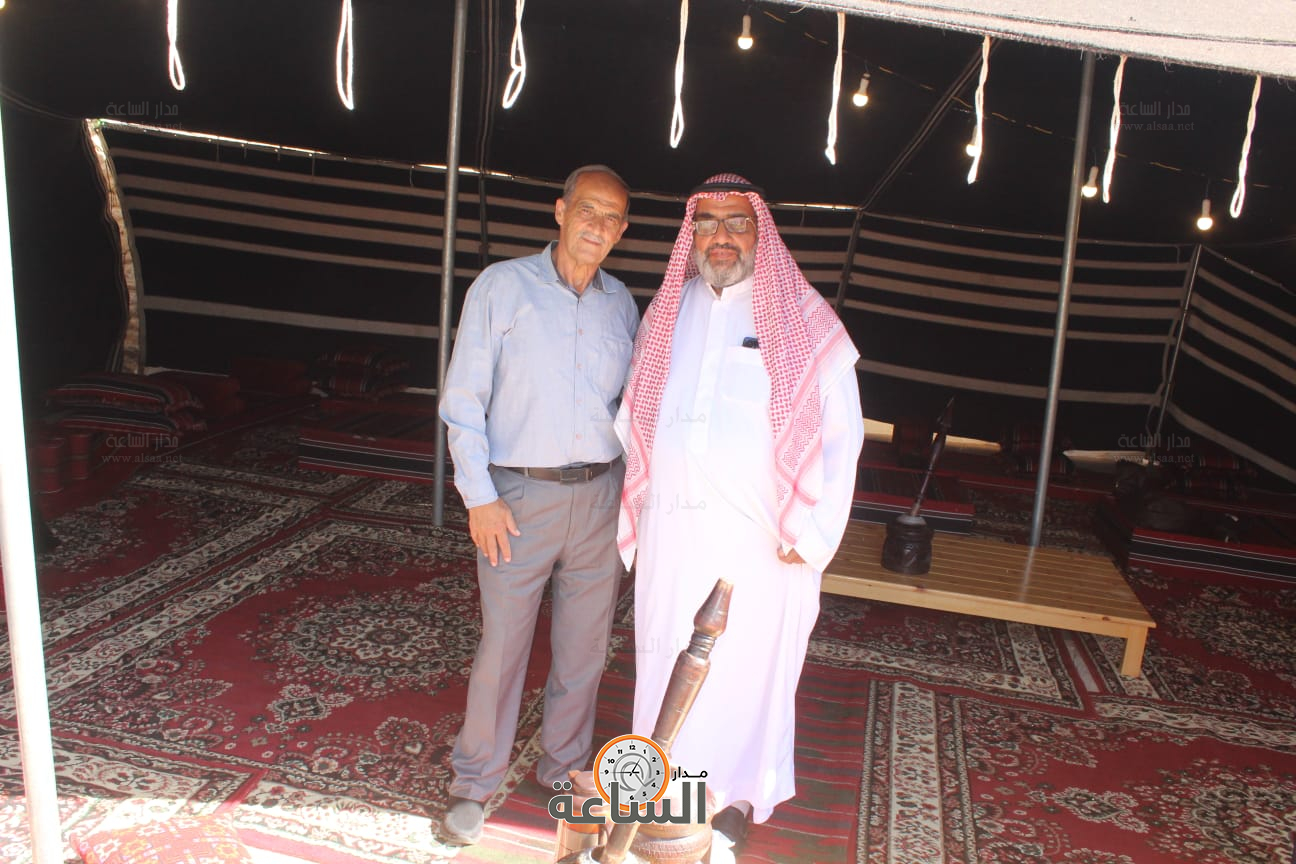 Madar Al-Saa Images 0.07025621367358525