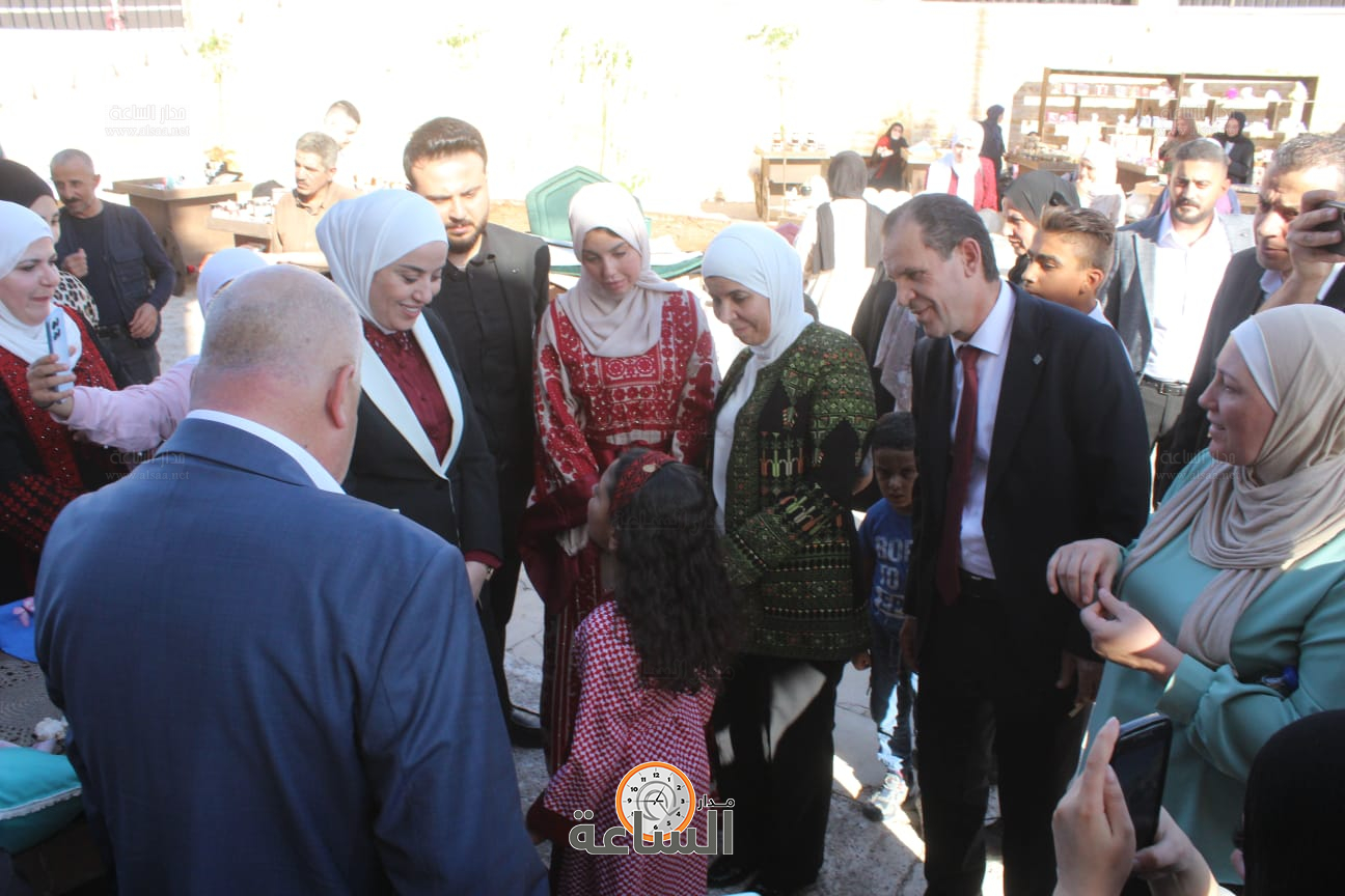 Madar Al-Saa Images 0.7622838828274581