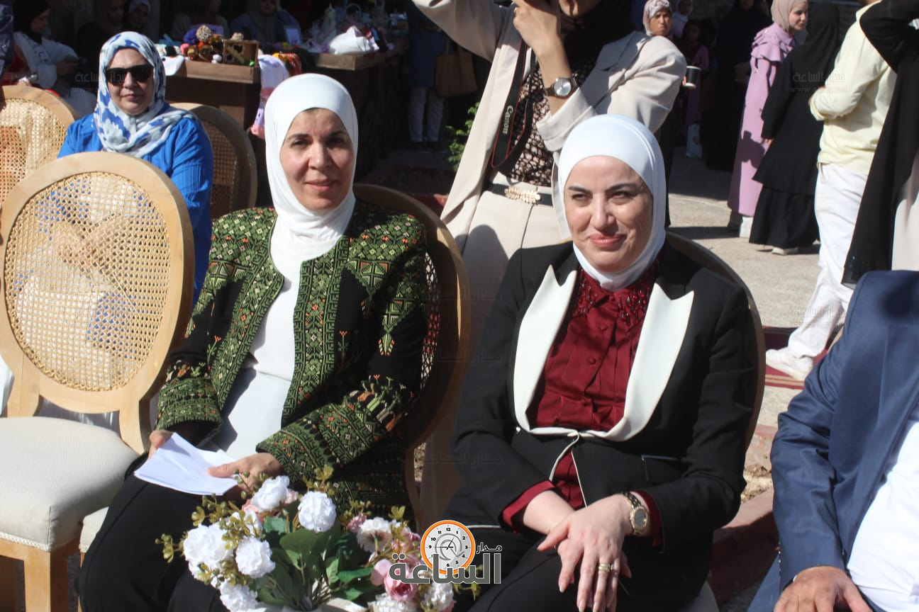 Madar Al-Saa Images 0.35706330088982174