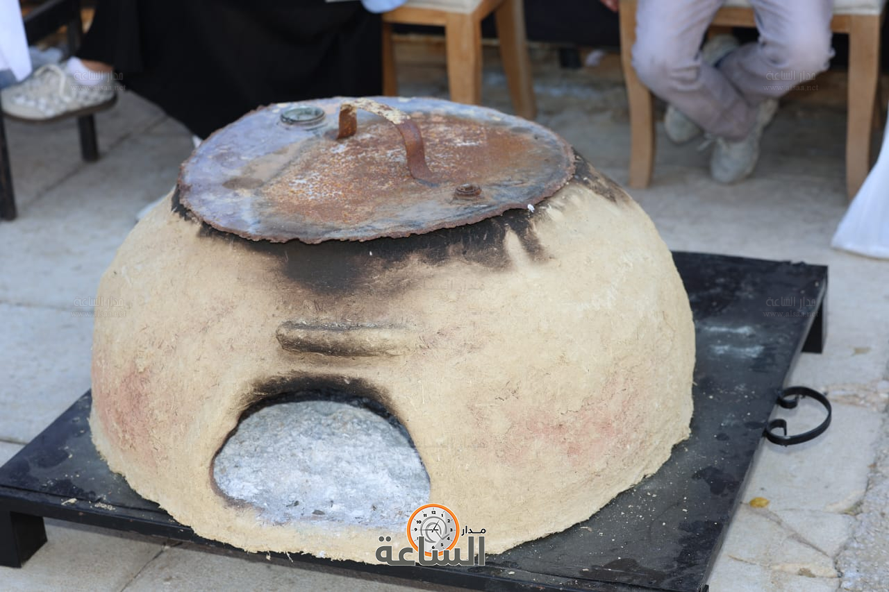 Madar Al-Saa Images 0.5418602542537506