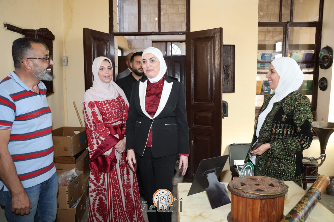 Madar Al-Saa Images 0.12343707322711306