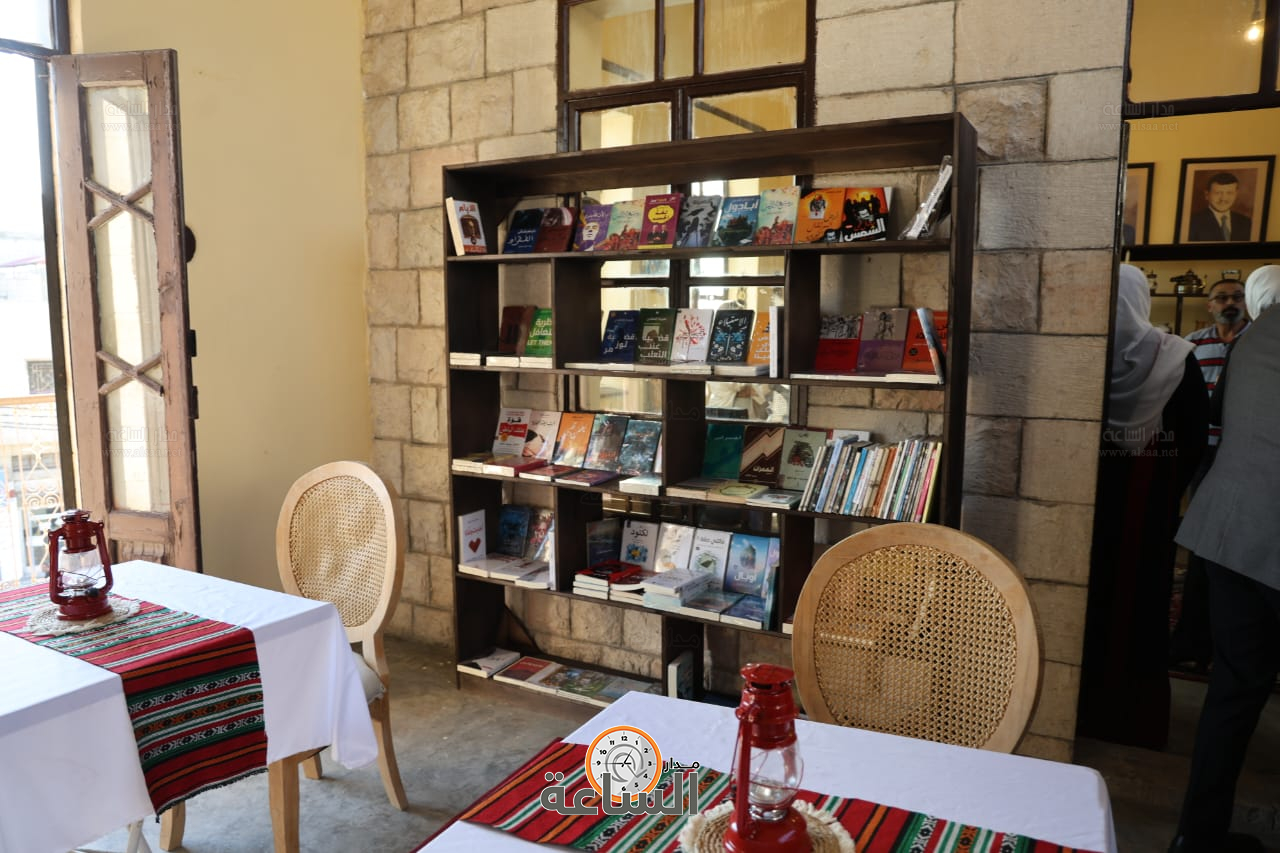 Madar Al-Saa Images 0.9509147456388741